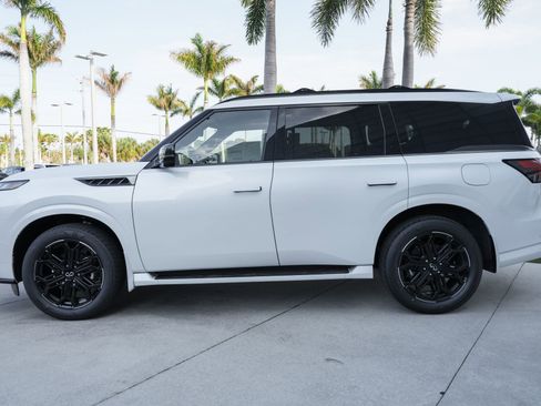 New 2026 INFINITI QX80 4WD w/ Sport Exterior Package image 21