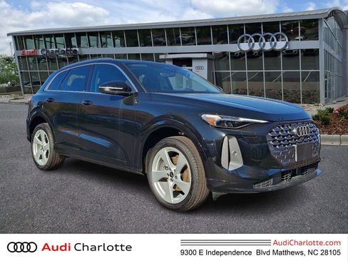 Used 2025 Audi Q5 Premium Plus AWD/4WD image 1