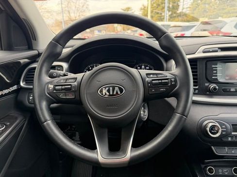 Used 2016 Kia Sorento EX image 21