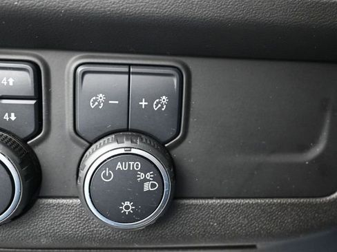 Used 2021 Chevrolet Tahoe Z71 w/ Luxury Package image 23