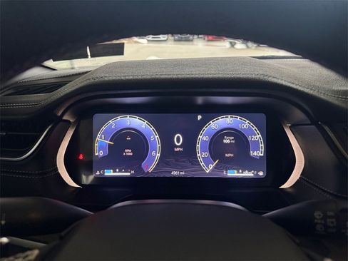 Used 2025 Jeep Grand Cherokee L Limited w/ Luxury Tech Group II image 16