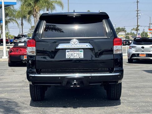 Used 2011 Toyota 4Runner SR5 w/ Convenience Pkg RWD image 6