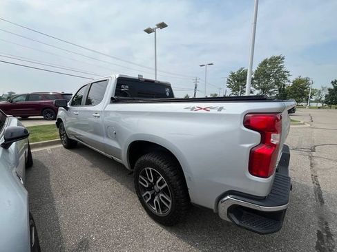 Used 2019 Chevrolet Silverado 1500 LT w/ True North Edition AWD/4WD image 3