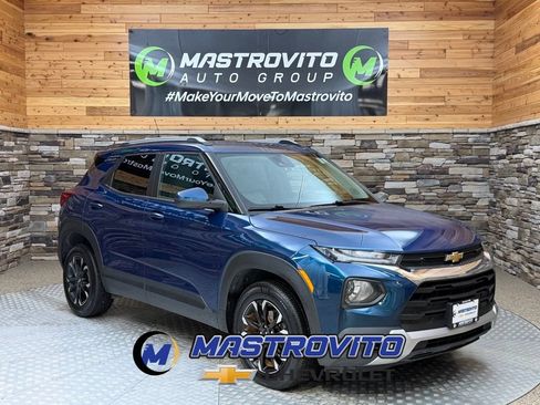 Used 2021 Chevrolet TrailBlazer LT w/ Convenience Package AWD/4WD image 1