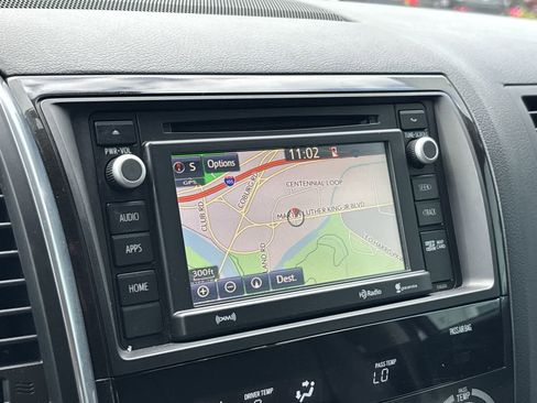 Used 2018 Toyota Sequoia TRD Sport AWD/4WD image 18