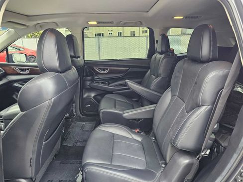 Used 2023 Subaru Ascent Touring AWD/4WD image 18