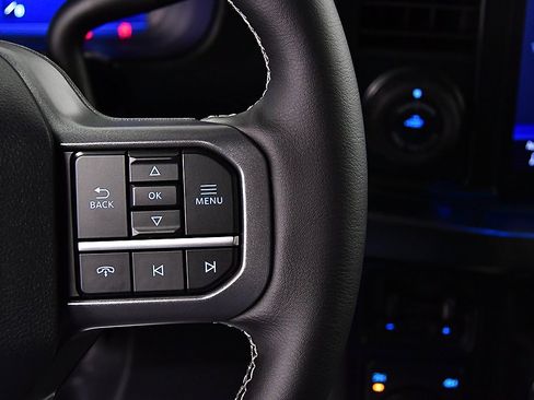 New 2025 Ford F250 Lariat w/ Lariat Ultimate Package image 24