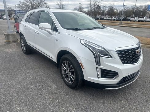 Used 2021 Cadillac XT5 Premium Luxury w/ LPO, Floor Liner Package image 2