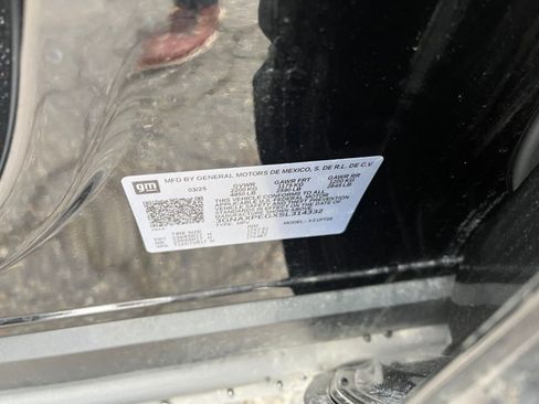 Used 2025 Chevrolet Equinox LT image 9