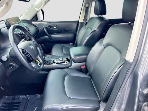 Used 2022 Nissan Armada SV w/ SV Appearance Package RWD image 18
