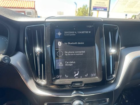 Used 2019 Volvo XC60 T6 R-Design w/ Protection Package Premier AWD/4WD image 18