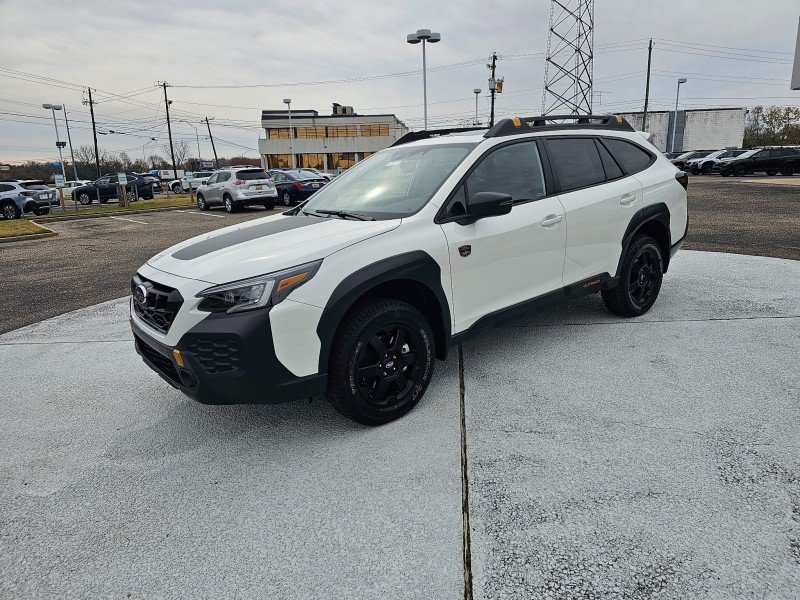 Certified 2025 Subaru Outback Wilderness AWD/4WD image 2