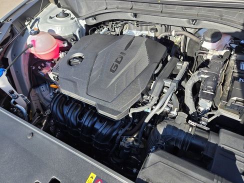 Certified 2025 Kia Sorento S w/ Panoramic Sunroof Package image 17