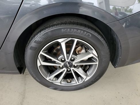 Certified 2023 Kia Forte LXS FWD image 11
