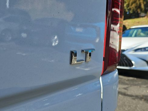 Used 2023 Chevrolet Silverado 2500 LT w/ Convenience Package image 30