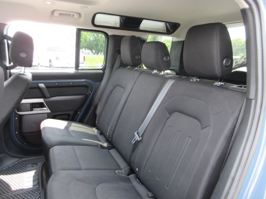 Used 2021 Land Rover Defender 110 AWD/4WD image 21