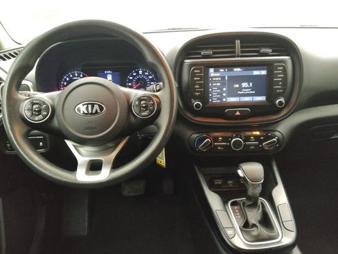 Used 2020 Kia Soul LX image 22