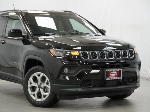 New 2026 Jeep Compass Latitude image 3