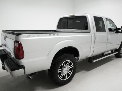 Used 2016 Ford F250 Platinum image 2