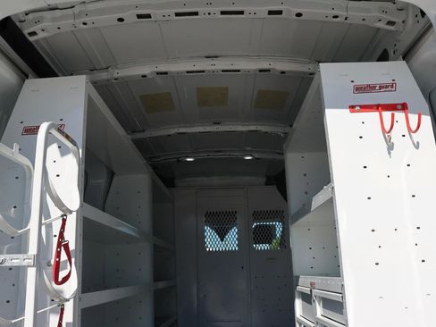 Used 2020 Ford Transit 250 Medium Roof image 22