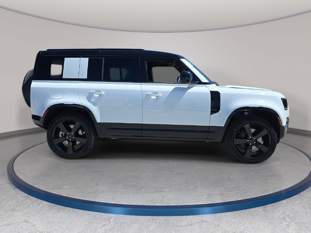 New 2026 Land Rover Defender 110 X-Dynamic SE AWD/4WD image 4