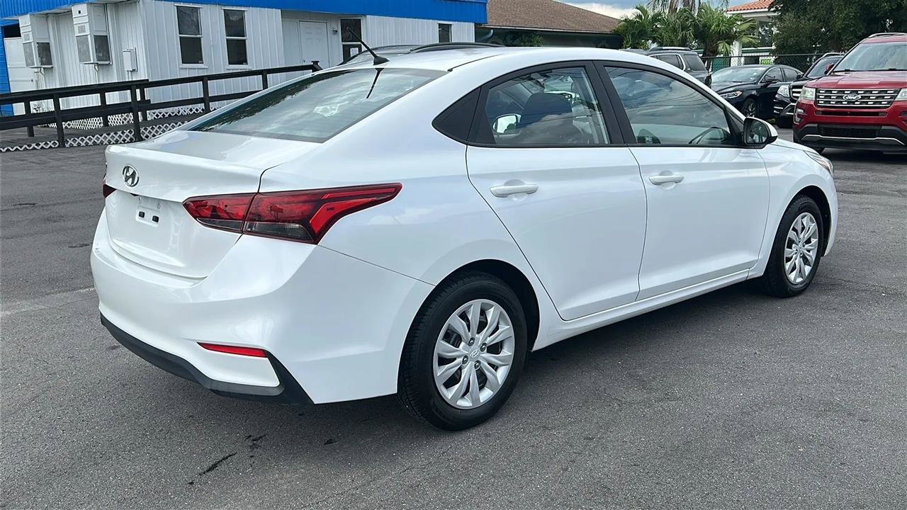 Used 2020 Hyundai Accent SE FWD image 8