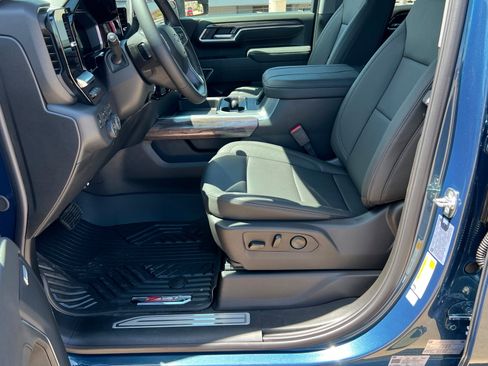 New 2026 Chevrolet Silverado 2500 LTZ w/ LTZ Plus Package AWD/4WD image 18