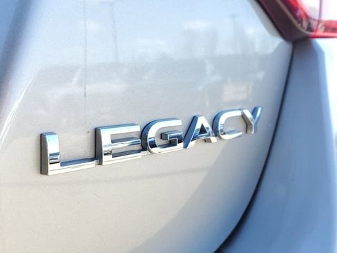 Used 2016 Subaru Legacy 2.5i Limited image 9