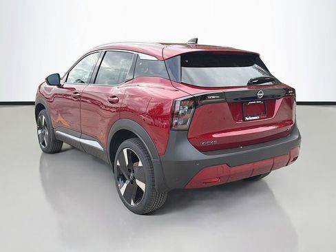 New 2026 Nissan Kicks SR image 6