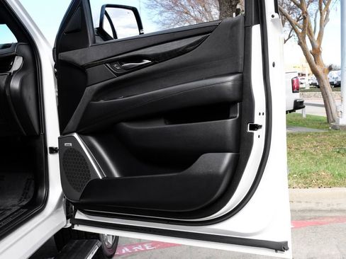 Used 2020 Cadillac Escalade ESV Platinum image 48