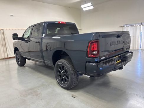 New 2026 RAM 2500 Big Horn AWD/4WD image 6