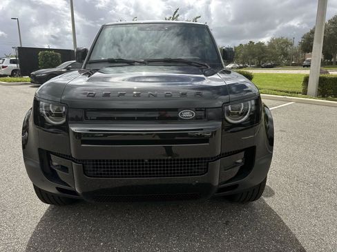 New 2026 Land Rover Defender 110 S AWD/4WD image 10