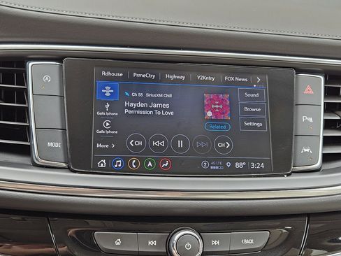 Used 2023 Buick Enclave Avenir w/ Avenir Technology Package FWD image 13