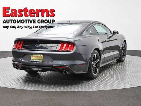Used 2019 Ford Mustang Coupe RWD image 5