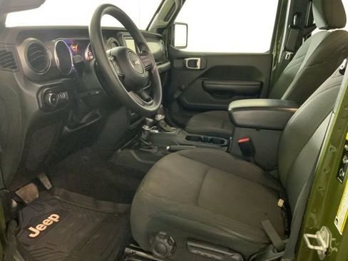 Used 2021 Jeep Wrangler Unlimited Sport image 16