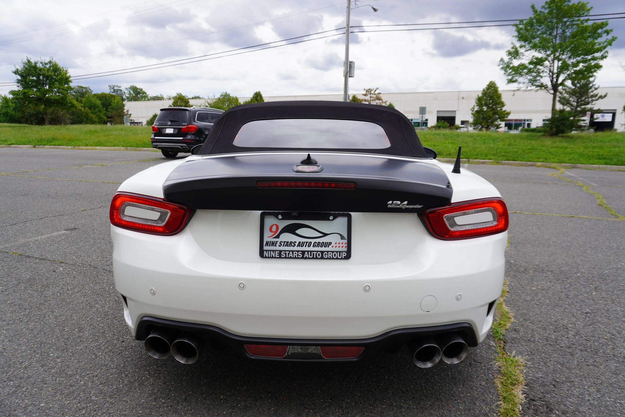 Used 2018 FIAT 124 Spider Abarth w/ Convenience Group RWD image 6