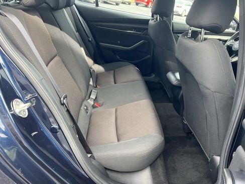 Used 2024 MAZDA MAZDA3 s image 21