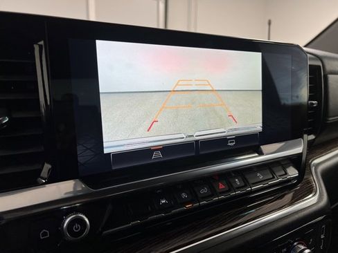 Used 2023 GMC Sierra 1500 Elevation image 41