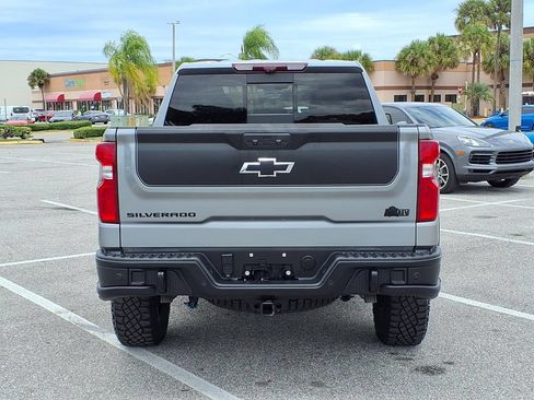 Used 2024 Chevrolet Silverado 1500 ZR2 w/ ZR2 Bison Edition AWD/4WD image 6