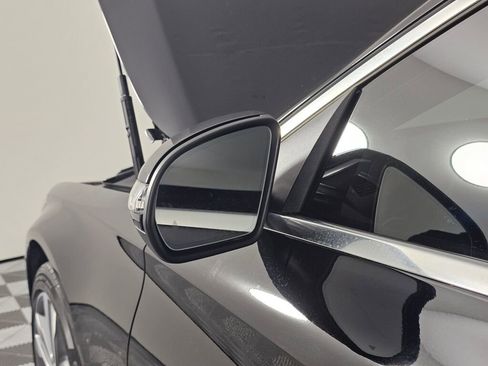 Used 2021 Mercedes-Benz C 300 4MATIC Sedan image 12