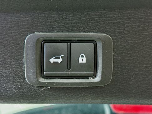 Used 2024 Mitsubishi Outlander SE image 29