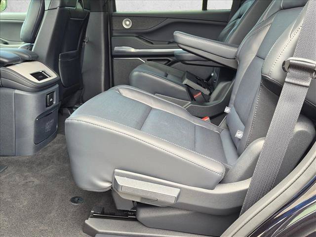 New 2027 Lincoln Navigator Reserve w/ Jet Appearance Package RWD image 14