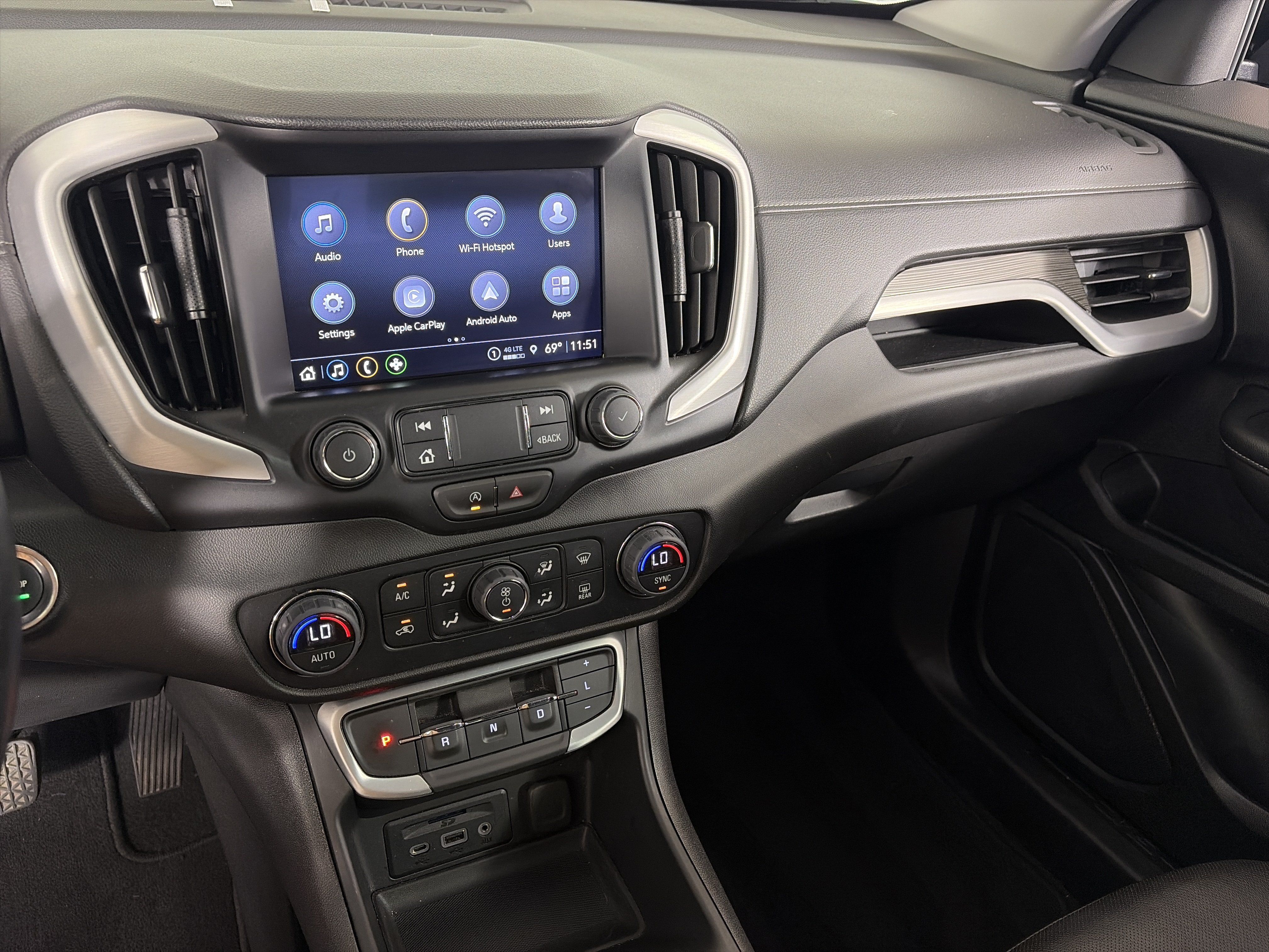 Certified 2024 GMC Terrain SLT AWD/4WD image 7