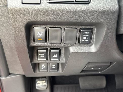 Used 2025 Nissan Frontier PRO-4X w/ Pro Convenience Package AWD/4WD image 17
