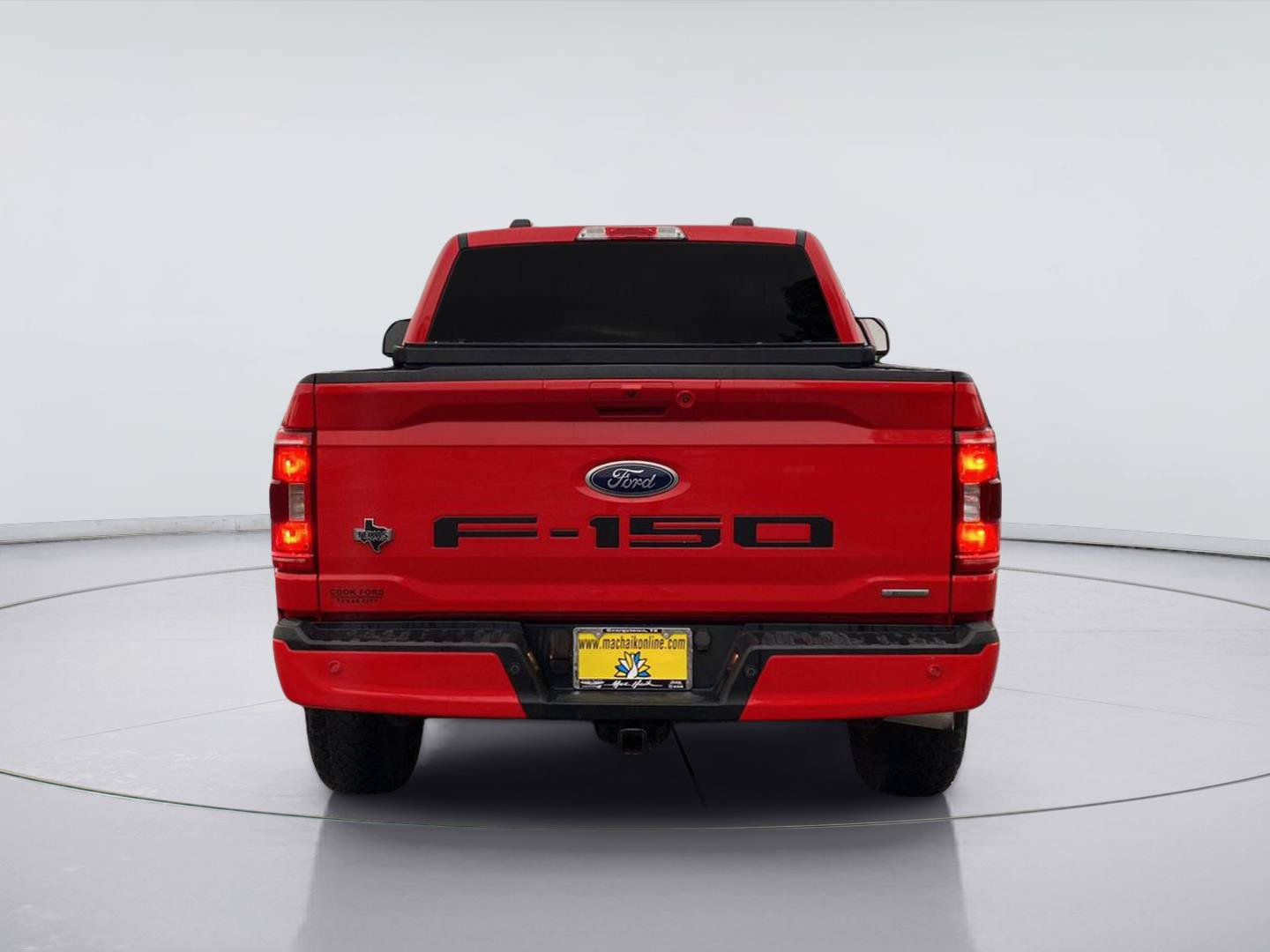 Used 2022 Ford F150 XLT w/ Equipment Group 302A High AWD/4WD image 4