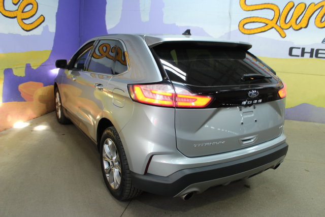 Used 2022 Ford Edge Titanium w/ Equipment Group 301A AWD/4WD image 6