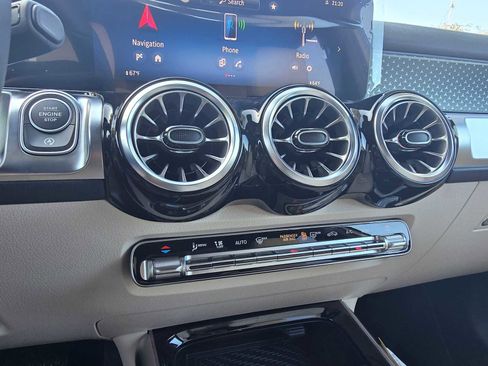 Certified 2025 Mercedes-Benz GLB 250 GLB 250 image 32