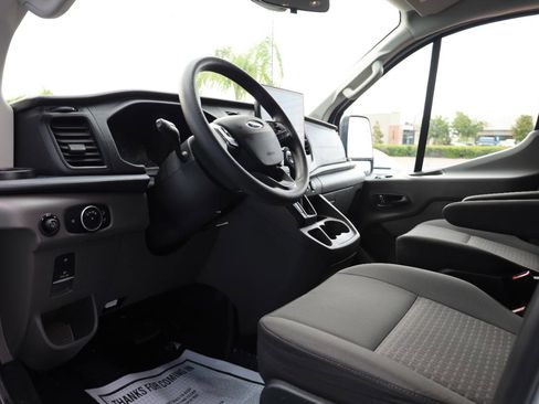 Used 2022 Ford Transit 350 XLT RWD image 7