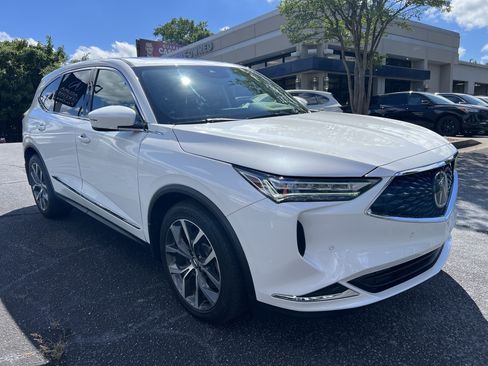 Used 2024 Acura MDX FWD w/ Technology Package image 7