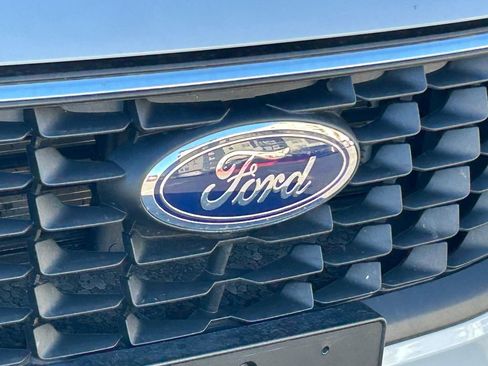 Used 2025 Ford Escape Active AWD/4WD image 11